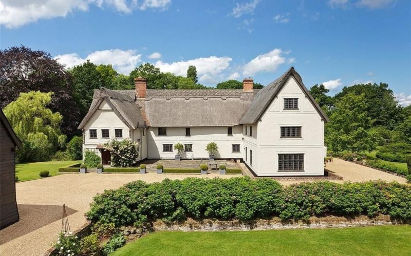 Kit-Harington-reportedly-buys-house-in-Suffolk-UK-Jul-2017 (12) Kit Harington reportedly buys house in Suffolk UK Jul 2017 12