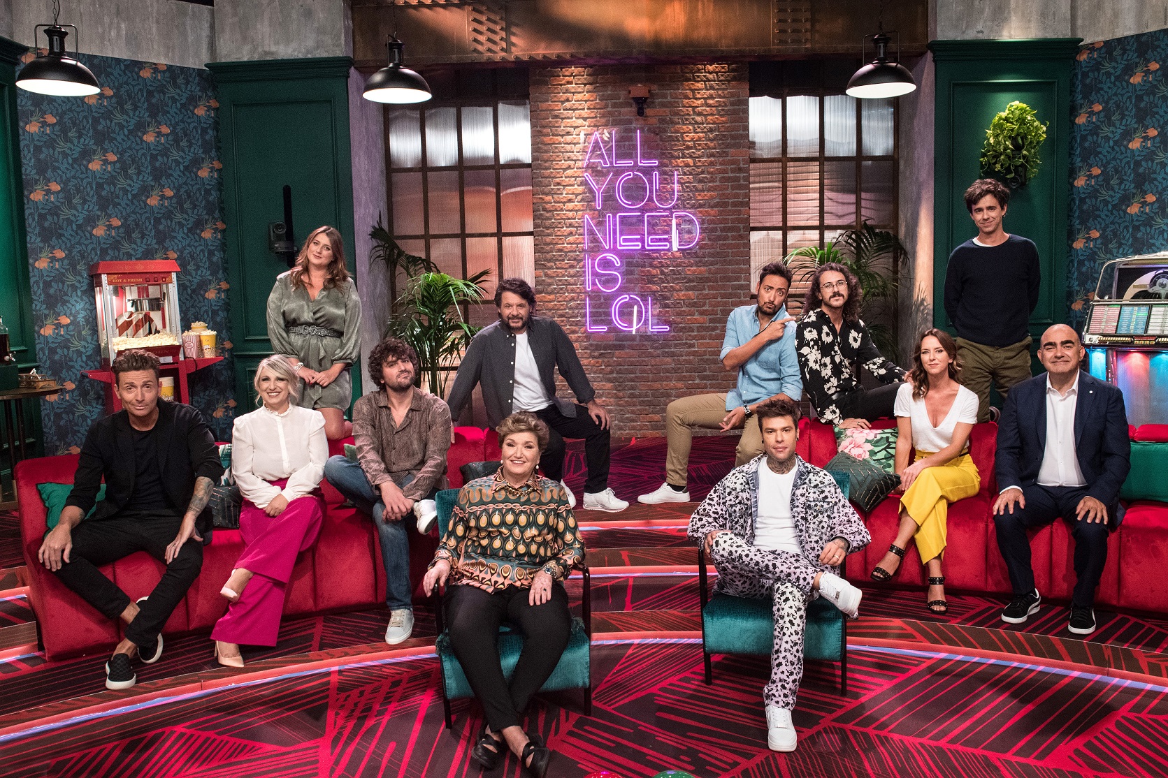 LOL: Chi ride è fuori, Amazon Prime Video annuncia il suo nuovo comedy show