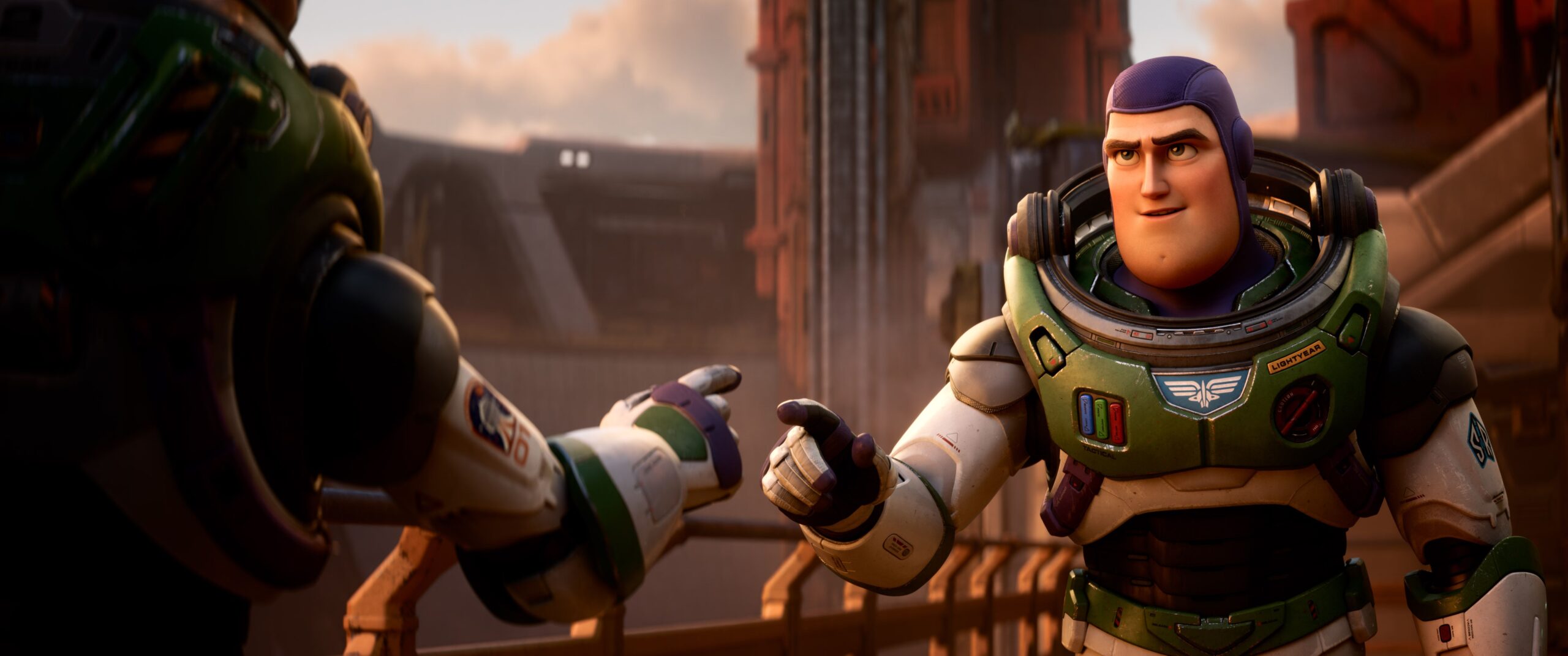 Lightyear – La vera storia di Buzz: Nuovo trailer e poster