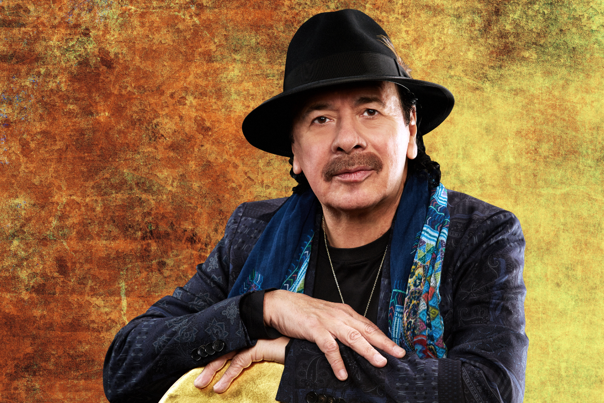 Carlos Santana sviene durante un concerto in Michigan | Video