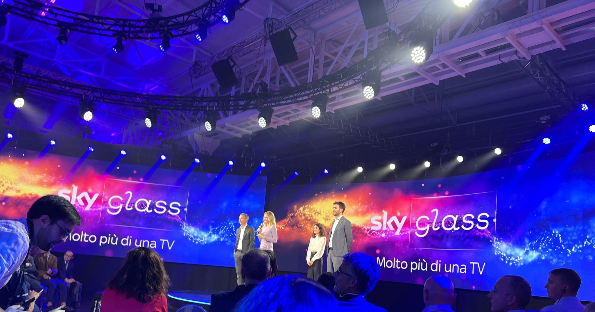 Sky Glass sbarca in Italia, presentate le nuove smart tv e tutte le loro info