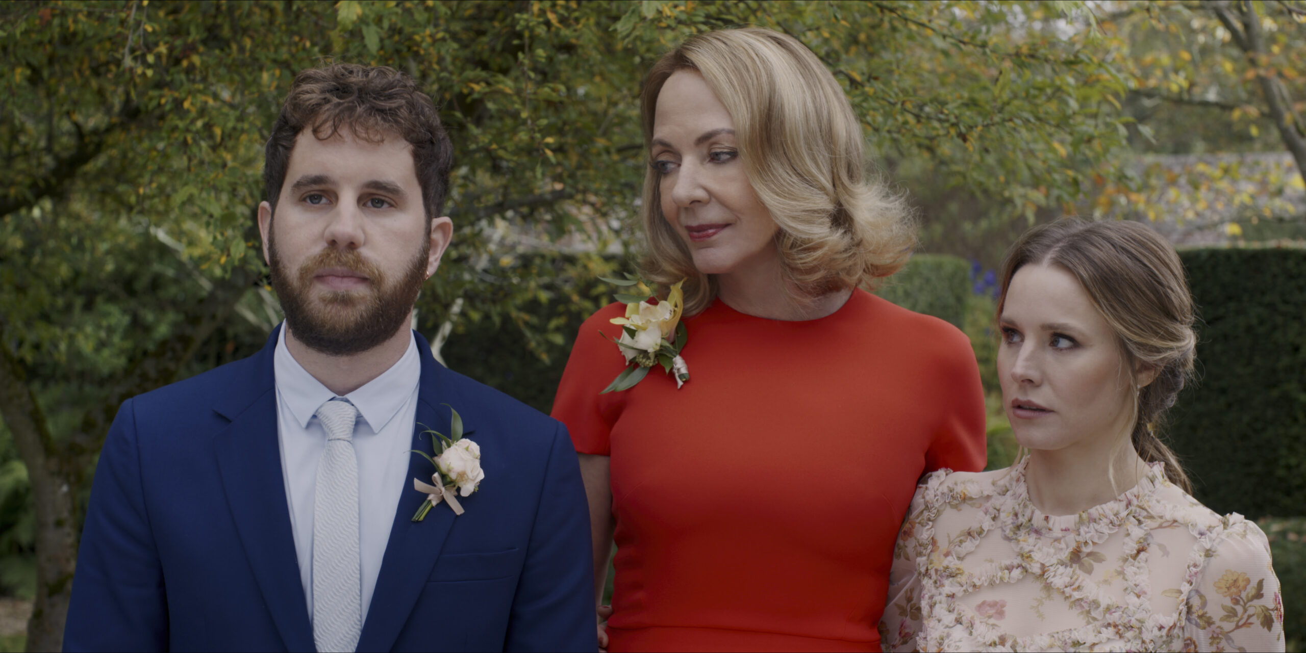 The People We Hate at the Wedding: Le prime immagini del film con Allison Janney, Kristen Bell e Ben Platt