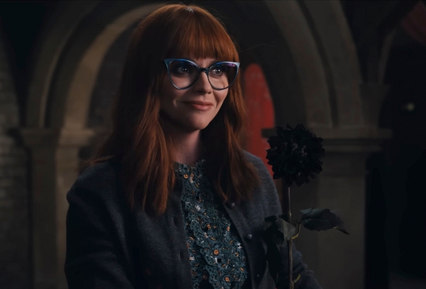 Mercoledi serie netflix christina Ricci Ms Thornhill