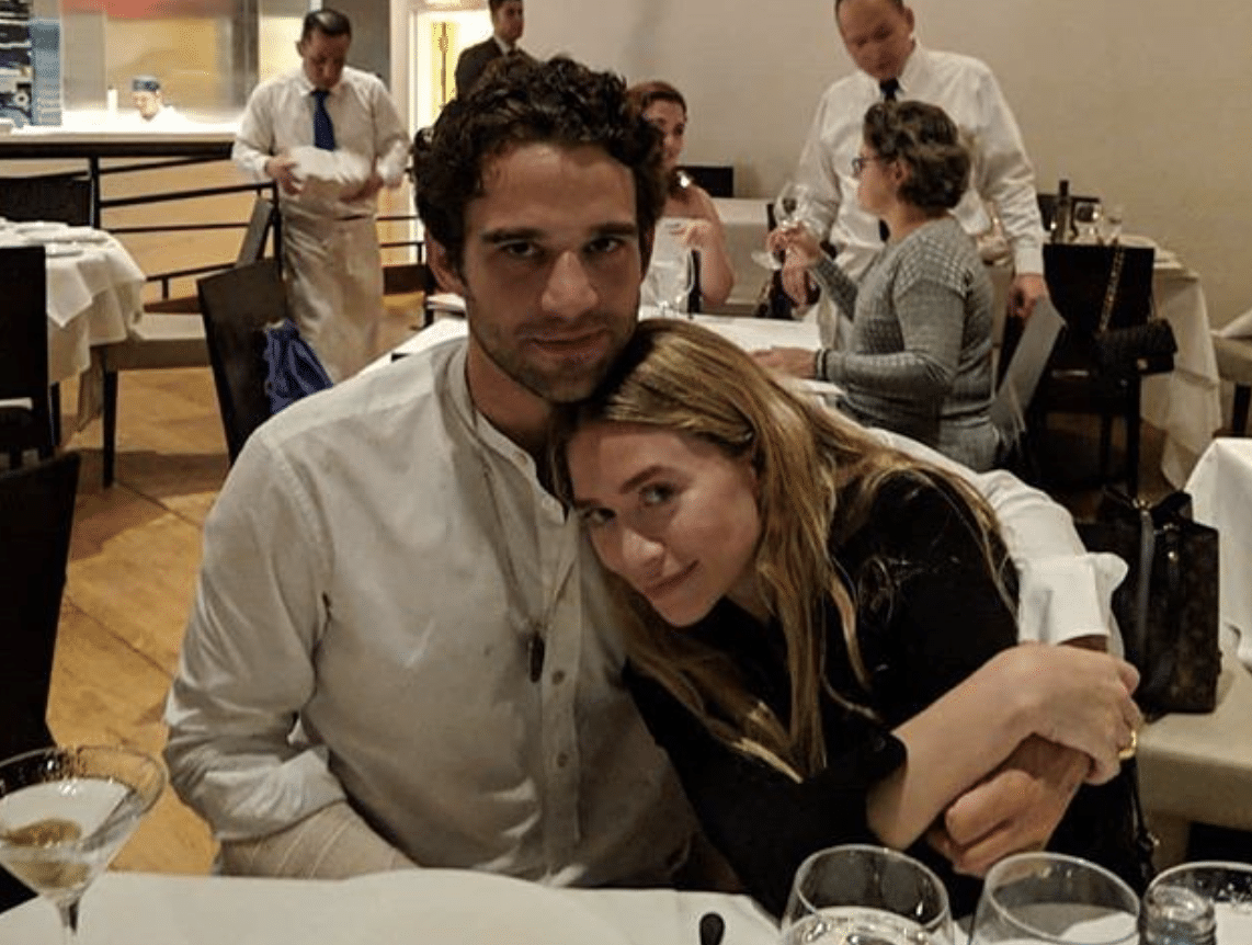 Ashley olsen matrimonio