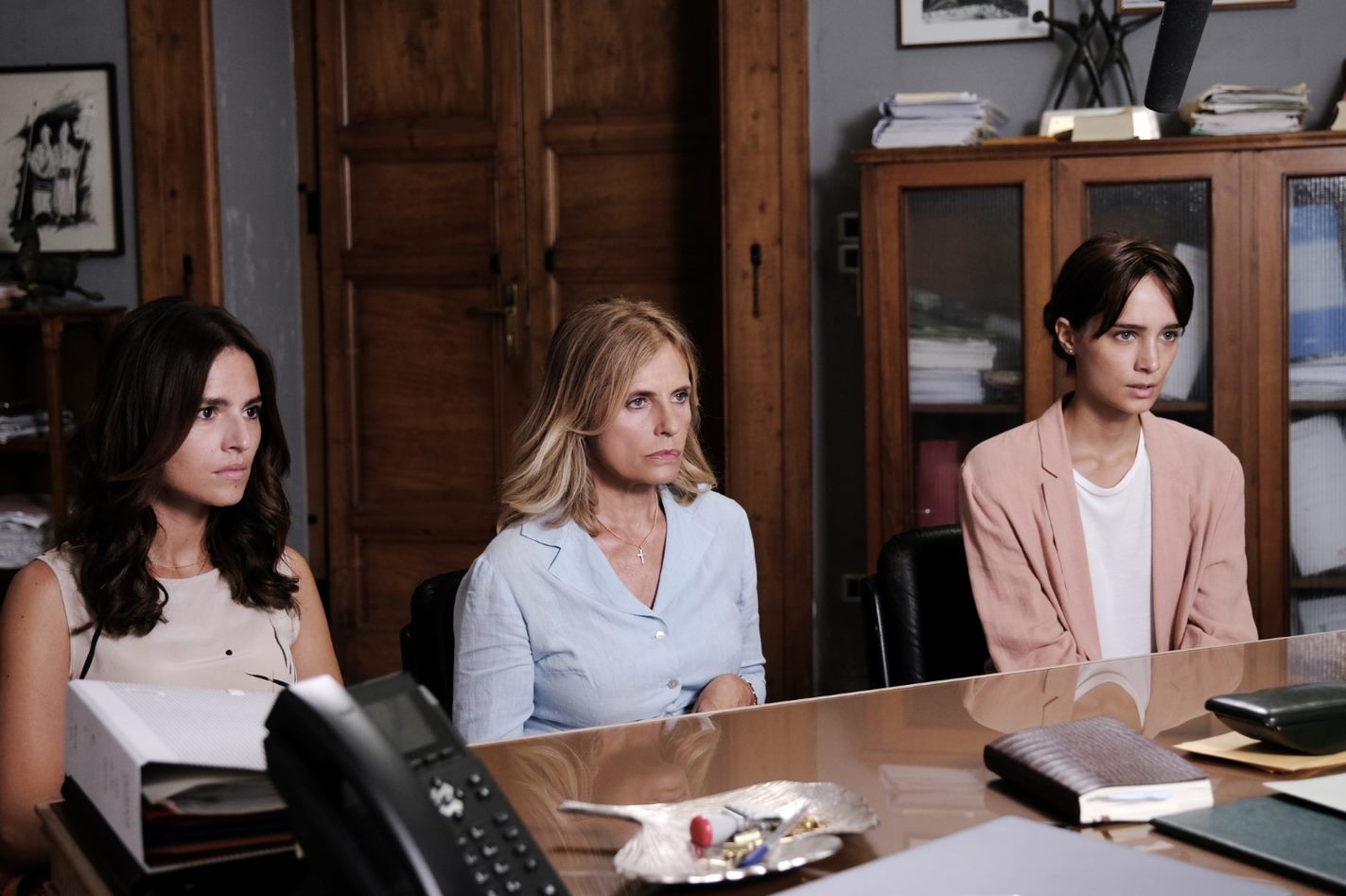 Nastri d’Argento grandi Serie 2023: Tutte le nomination Sei Donne – Il Mistero di Leila: La serie con Ivana Lotito e Isabella Ferrari, da martedì 28 febbraio su Rai1