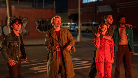 Città in fiamme: La nuova serie di Josh Schwartz, dal 12 maggio su Apple TV+ | TRAILER