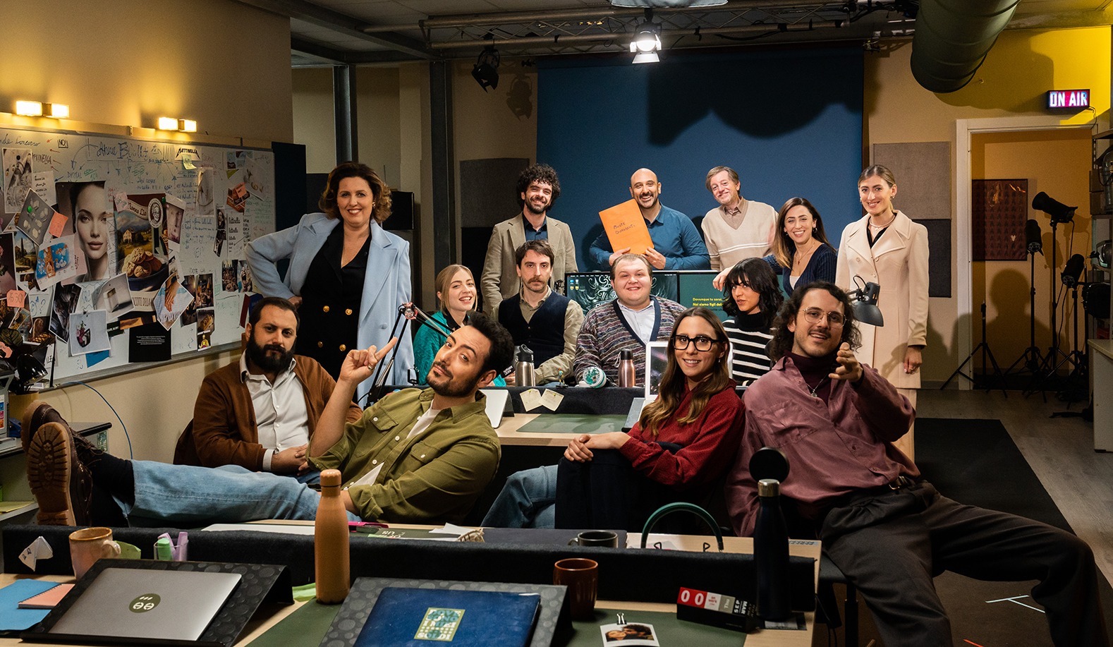 Pesci piccoli – Un'agenzia. Molte idee. Poco budget, Prime Video svela il trailer