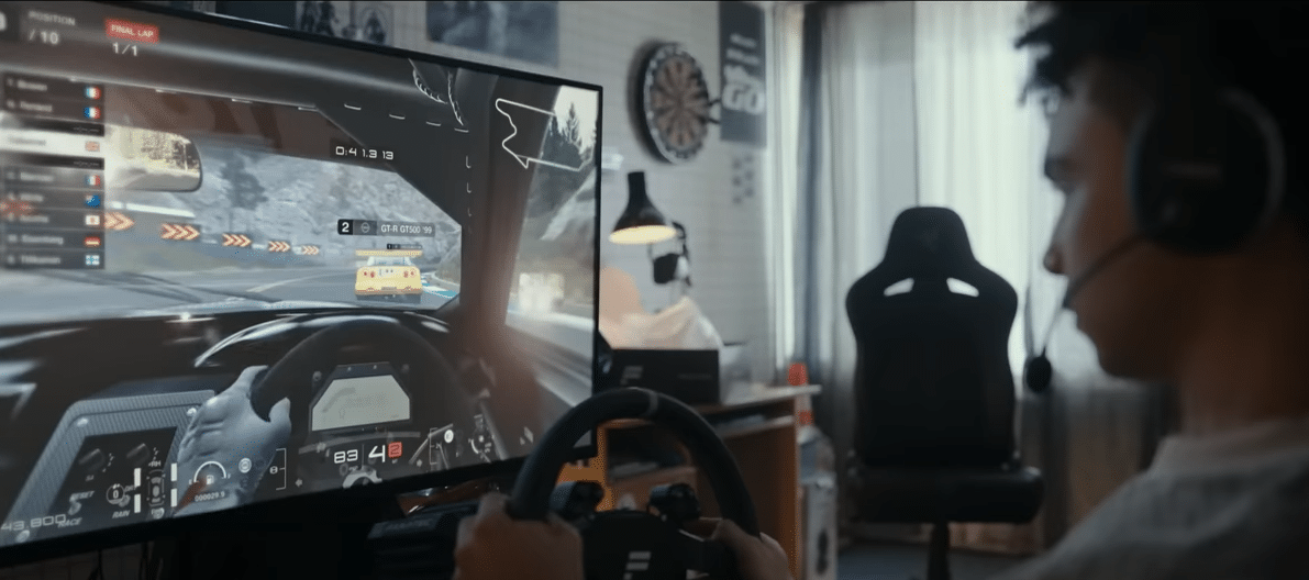 Gran Turismo: Trailer e data d'uscita del nuovo film con David Harbour e Orlando Bloom