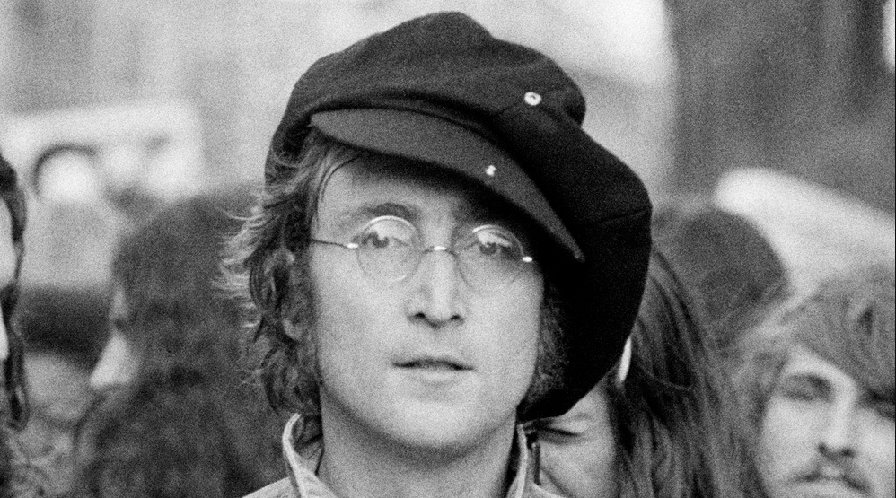 John Lennon: Murder Without A Trial, la docuserie narrata da Kiefer Sutherland,