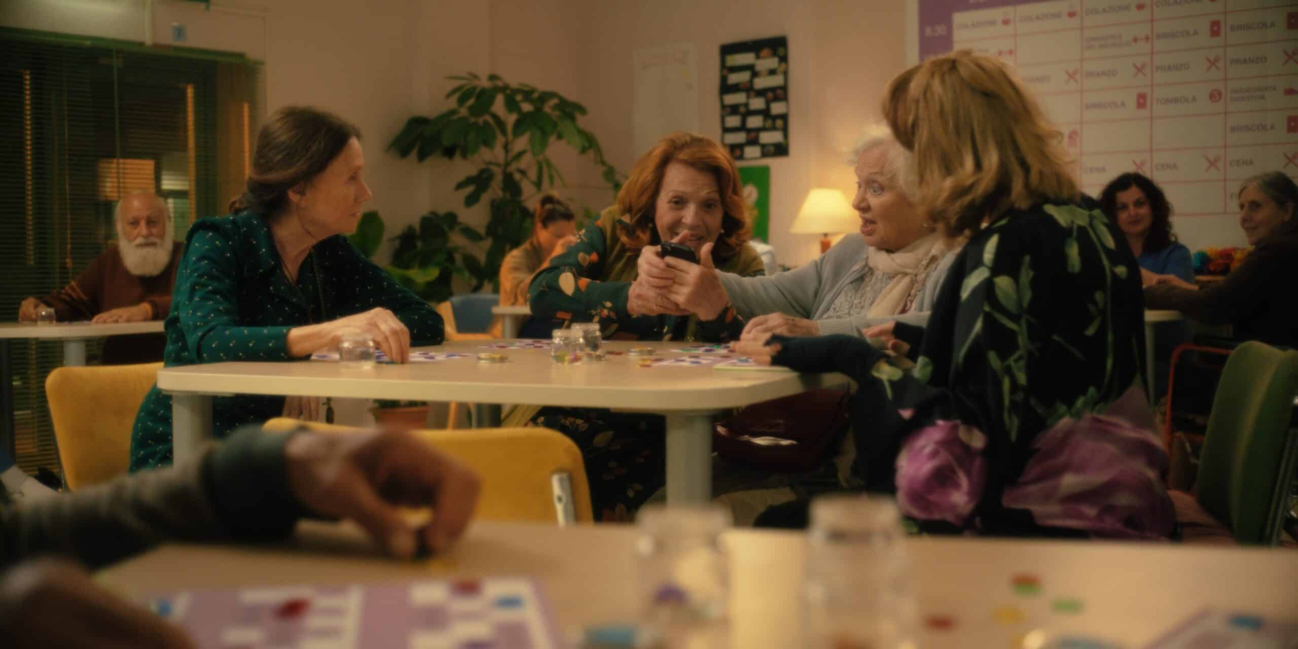 L'età Giusta: La commedia italiana arriva il 24 Dicembre su Paramount+