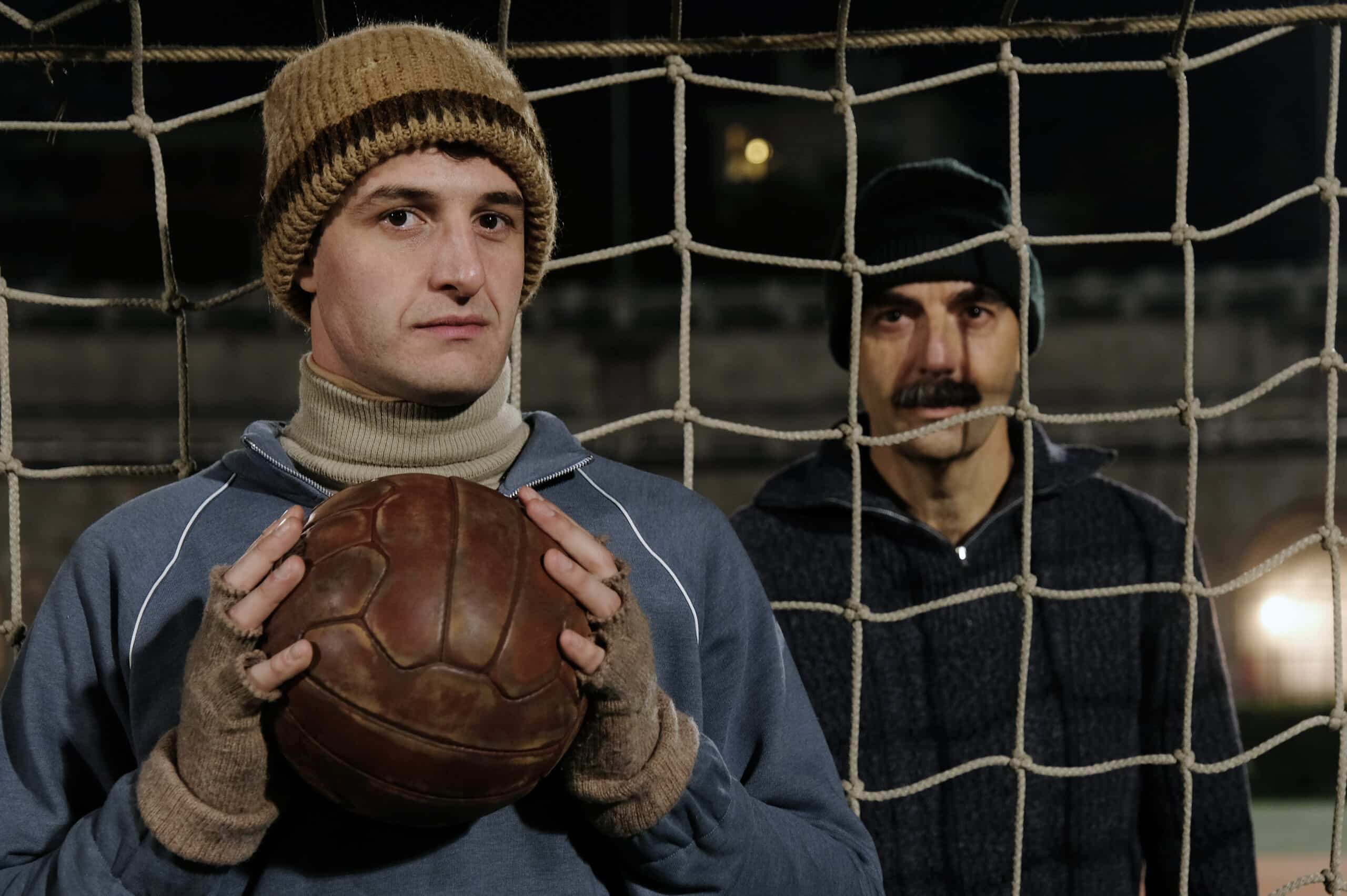Zamora: Il film di Neri Marcorè arriva al cinema dal prossimo 4 aprile | TRAILER