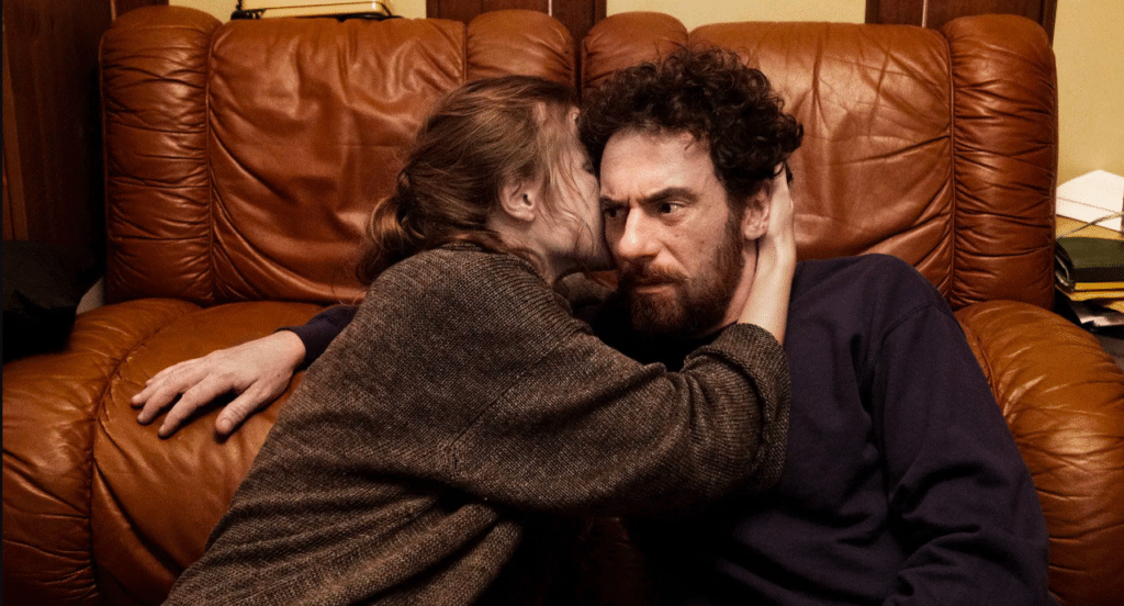 Confidenza: Il nuovo film di Daniele Luchetti, nelle sale dal 24 Aprile
