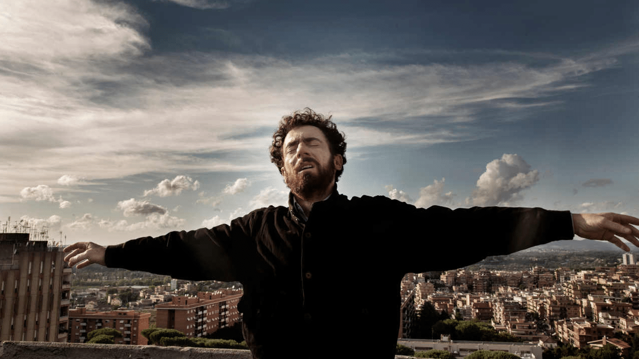 Confidenza: Il nuovo film di Daniele Luchetti, nelle sale dal 24 Aprile