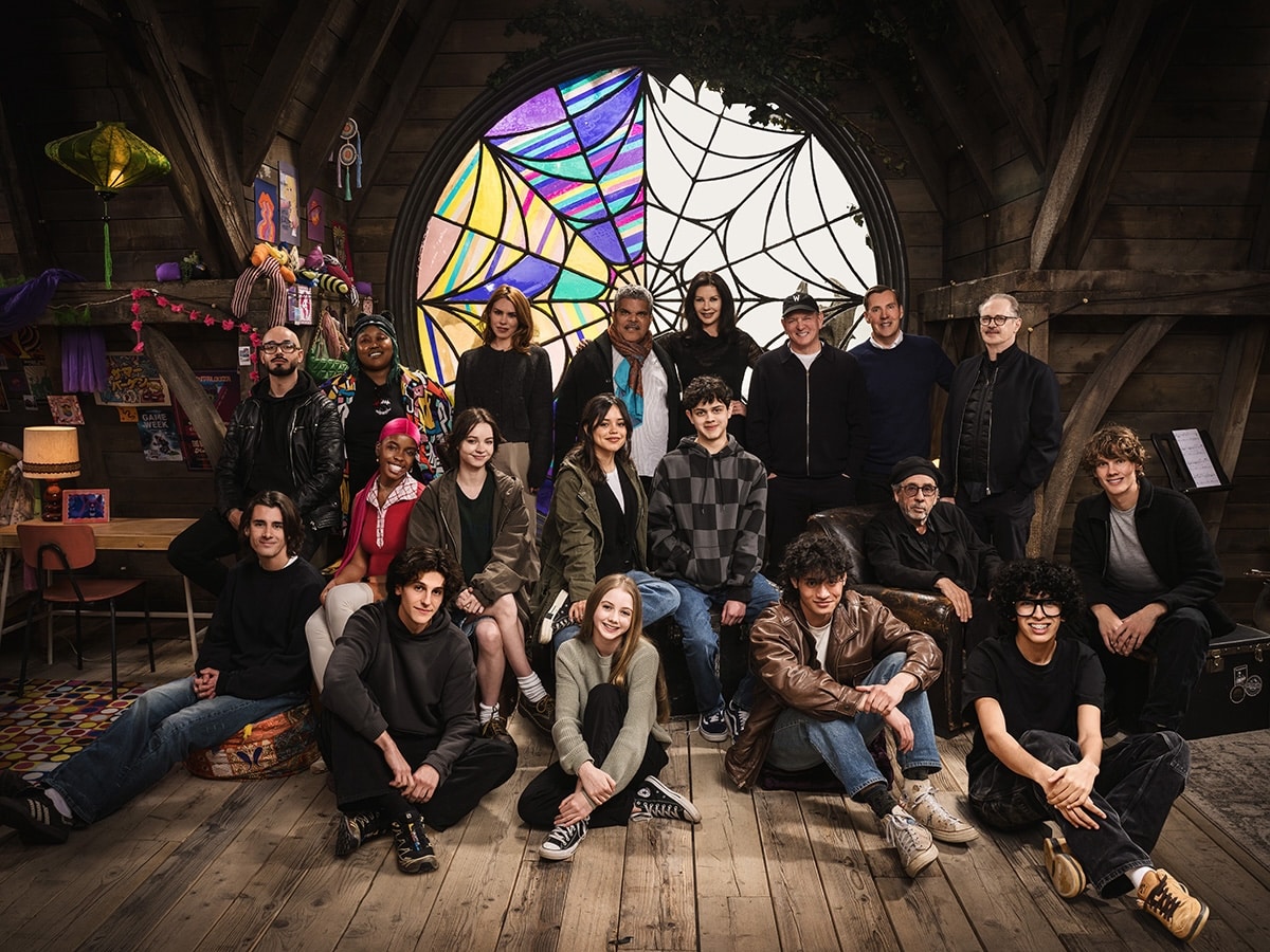 Mercoledi 2 stagione cast