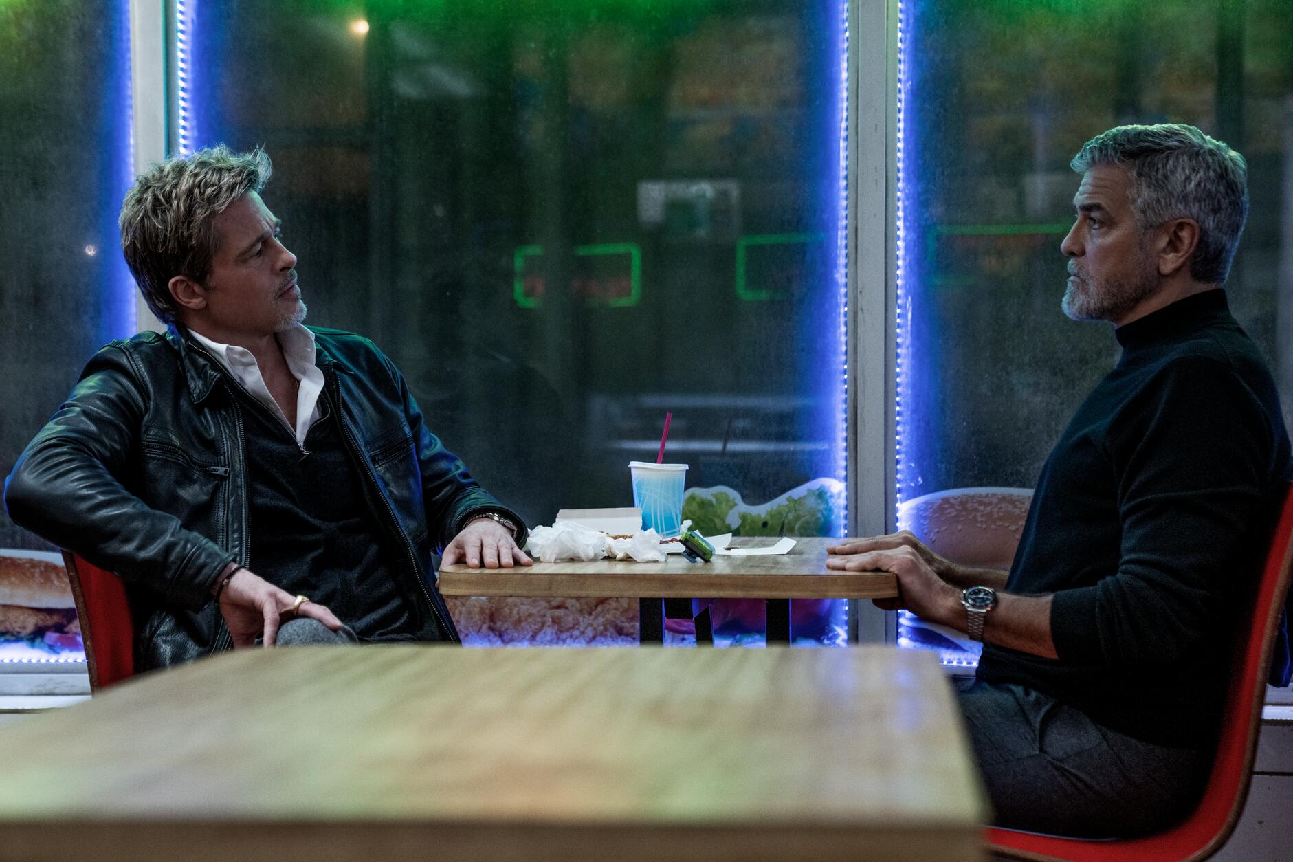Wolfs – Lupi solitari: Il film con George Clooney e Brad Pitt, dal 27 settembre su Apple TV+