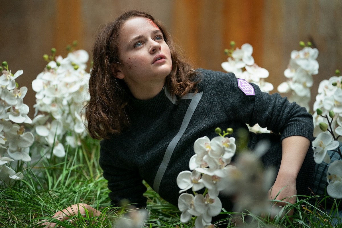 Uglies: Il nuovo, profondo, sci-fi teen di Netflix - Recensione