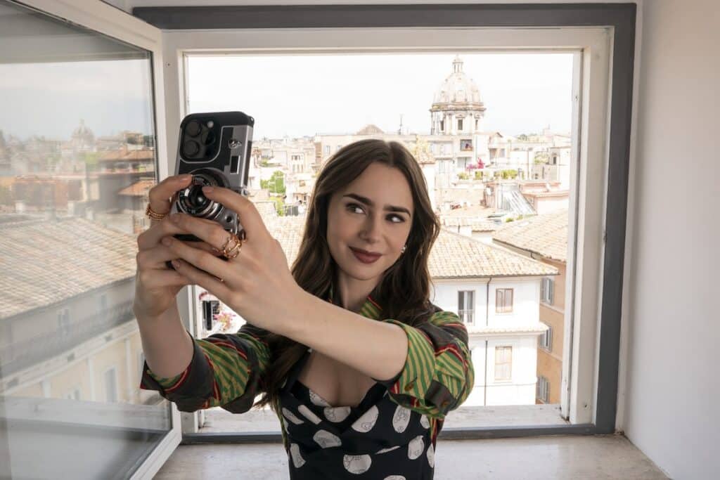 Emily in Paris 5: Le riprese della nuova stagione inizieranno a Maggio nella capitale