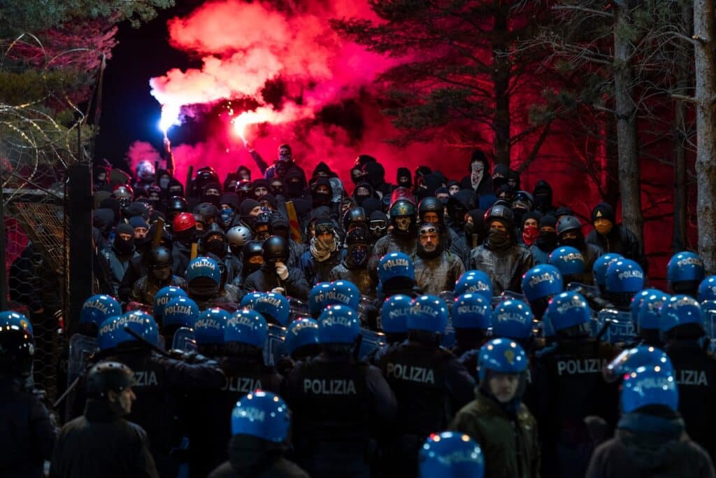 ACAB - La serie, Recensione