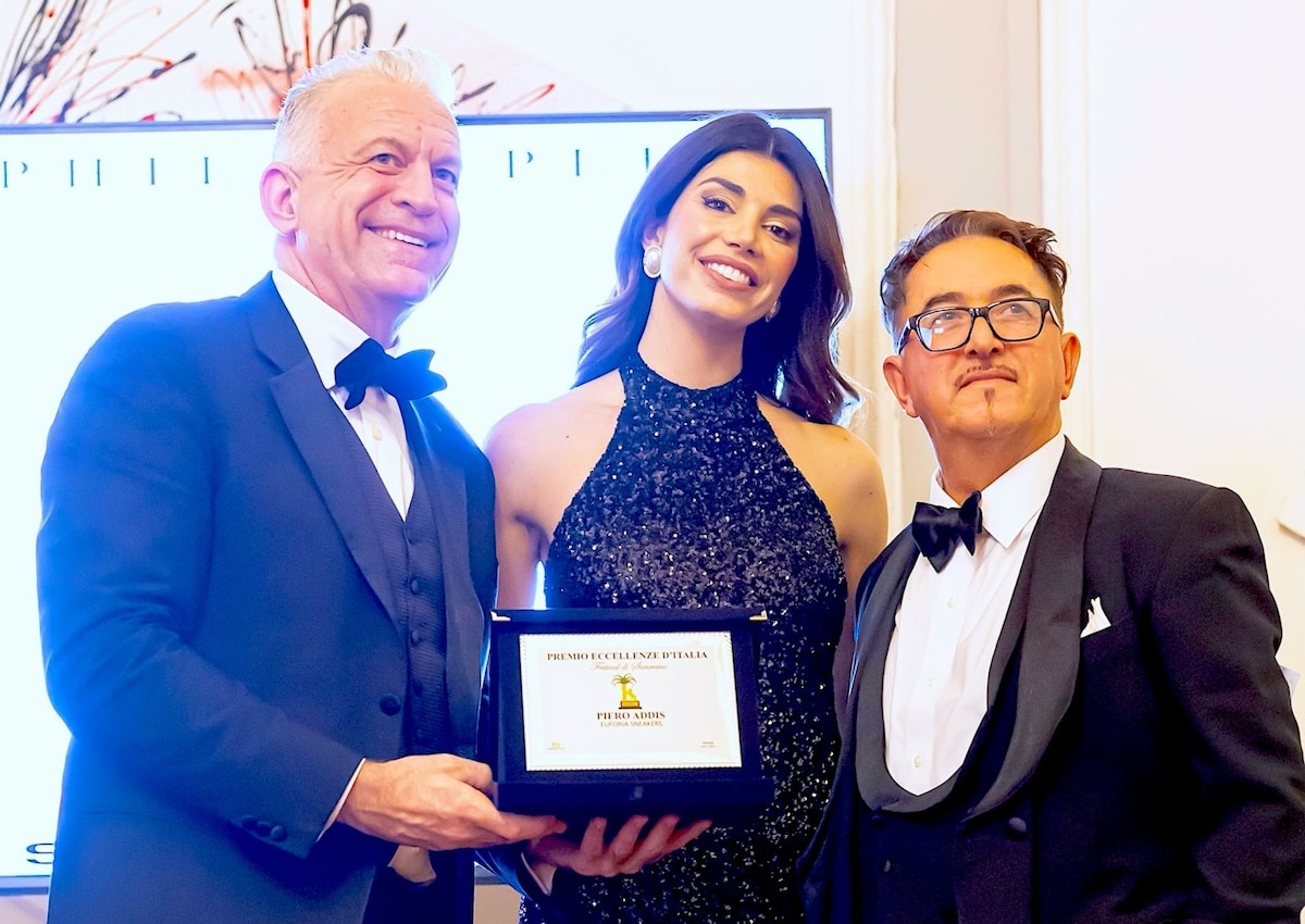 Sanremo 2025, premiata l’eccellenza italiana che veste Elon Musk e Ronn Moss