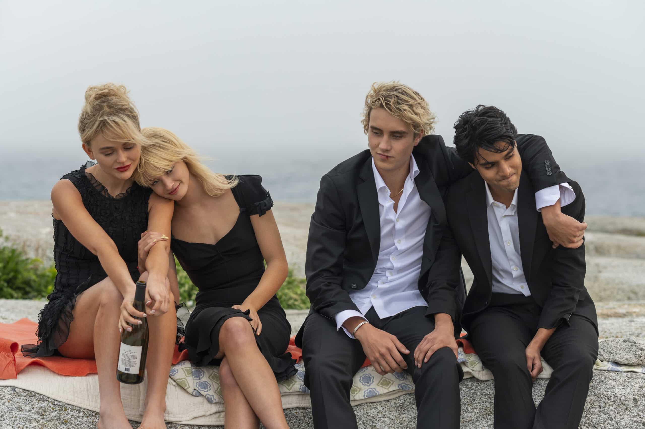 L’Estate dei Segreti Perduti: La nuova serie di Julie Plec, arriva il 18 Giugno su Prime Video