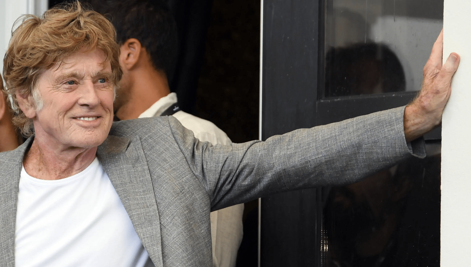Oggi se ne va un pezzo di storia del cinema americano, l'attore Robert Redford si è spento all'età di 89 anni, nella sua casa a Sundance, Utah