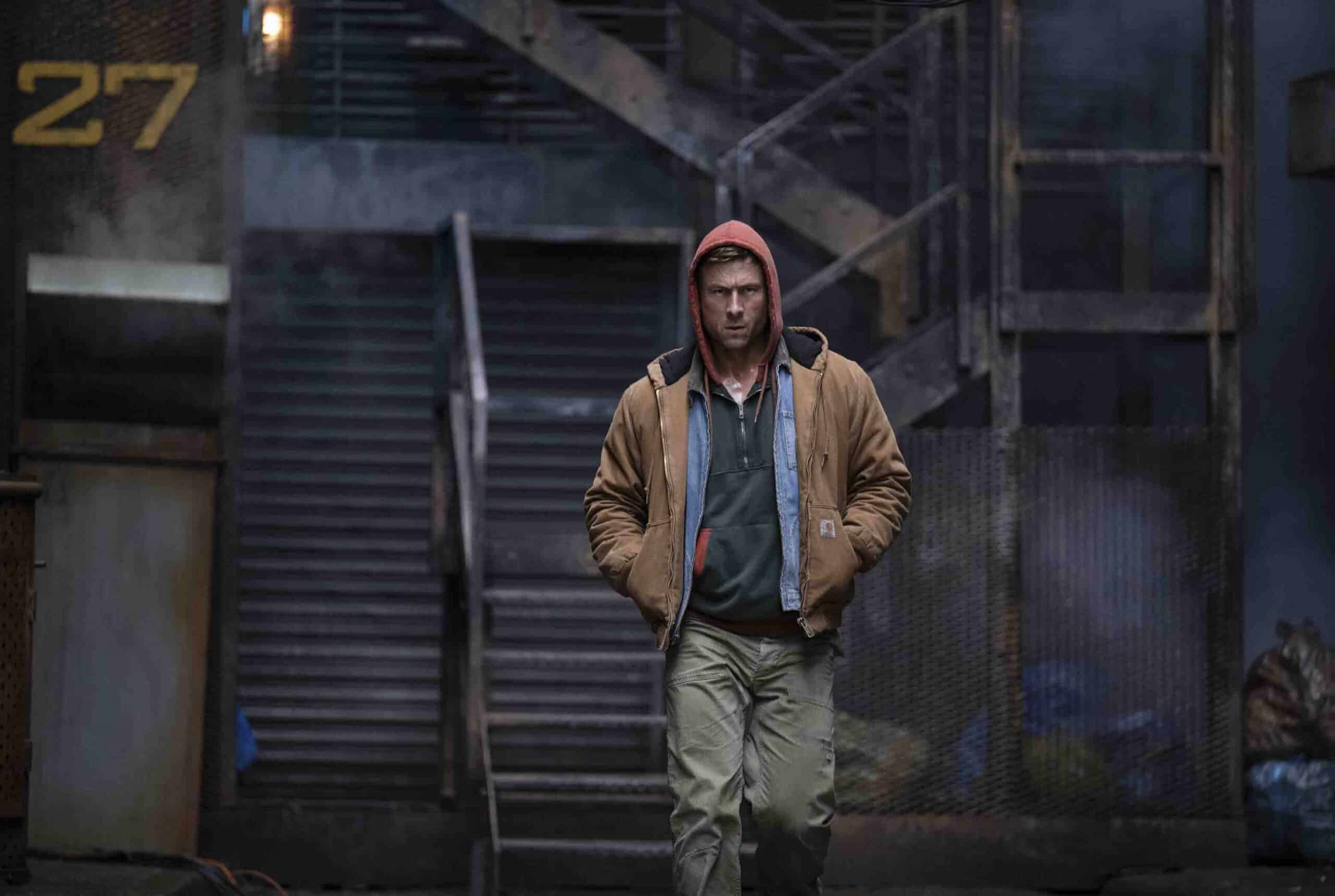 The Running Man: Il film tratto dal romanzo di Stephen King con Glen Powell, dal 13 novembre al cinema | TRAILER