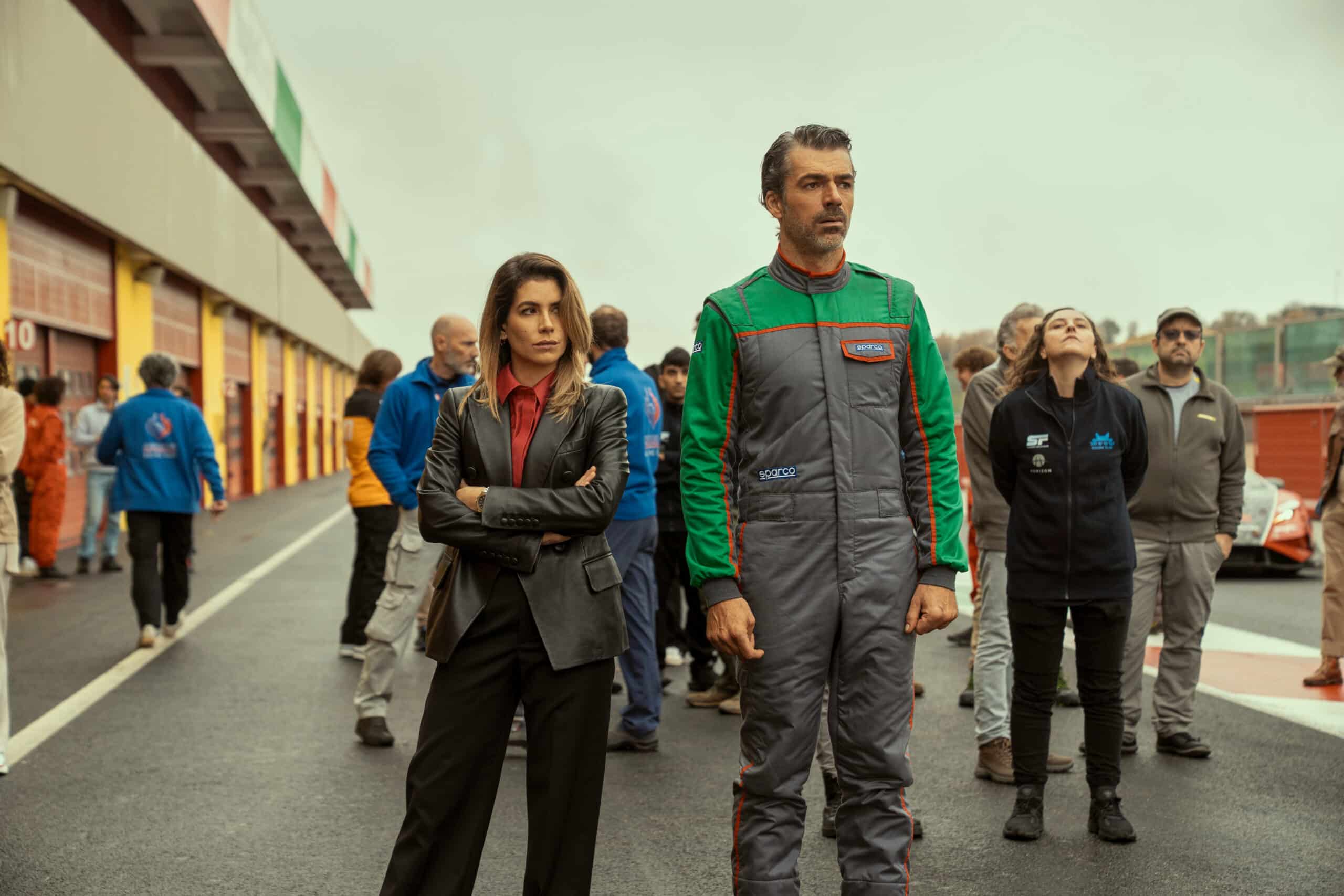 Motorvalley: la nuova serie con Luca Argentero arriva il 10 Febbraio su Netflix