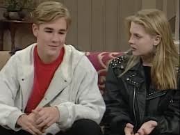 James Van Der Beek e Melissa Joan Hart in una scena di Clarissa