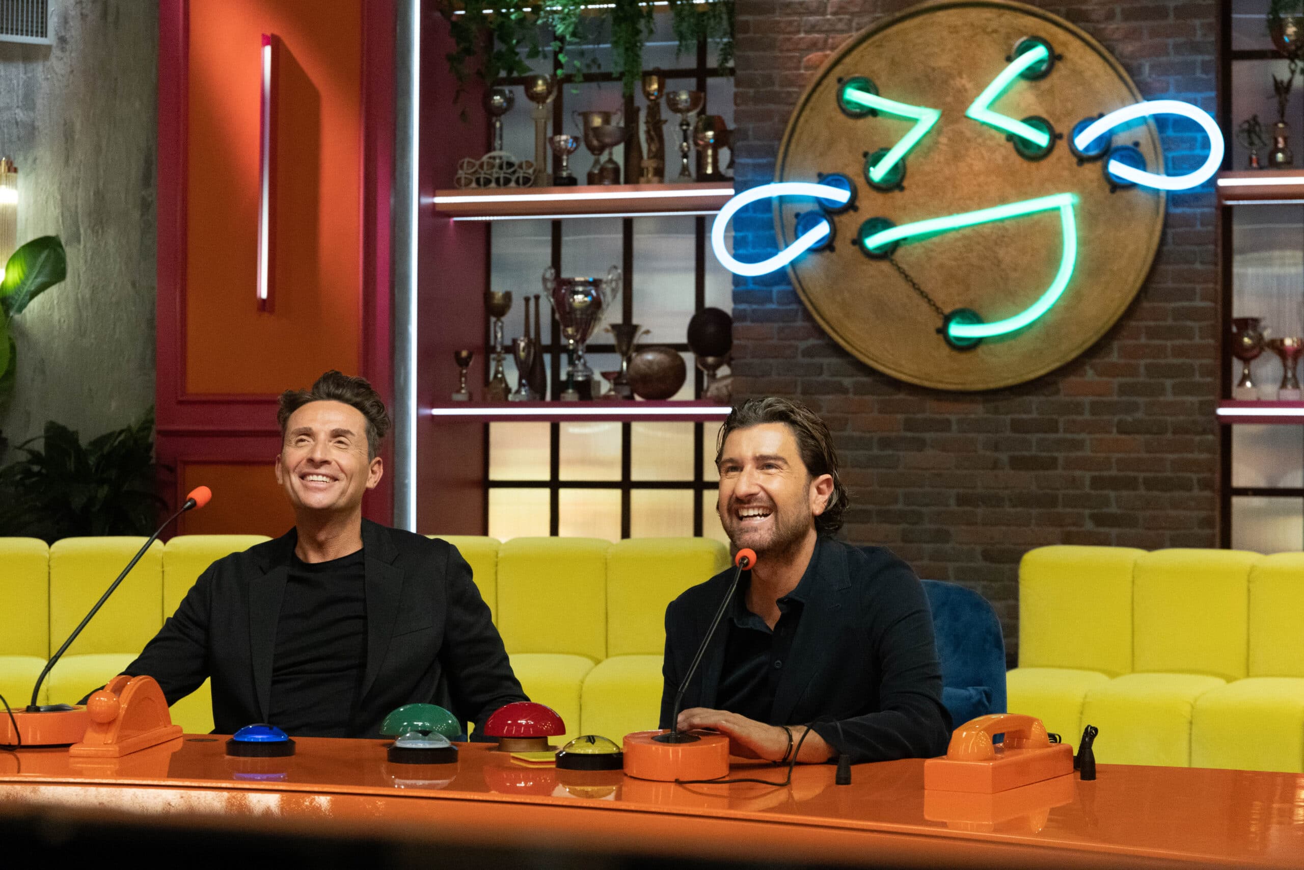 LOL: Chi ride è fuori 6 arriva il 23 aprile su Prime Video | TRAILER