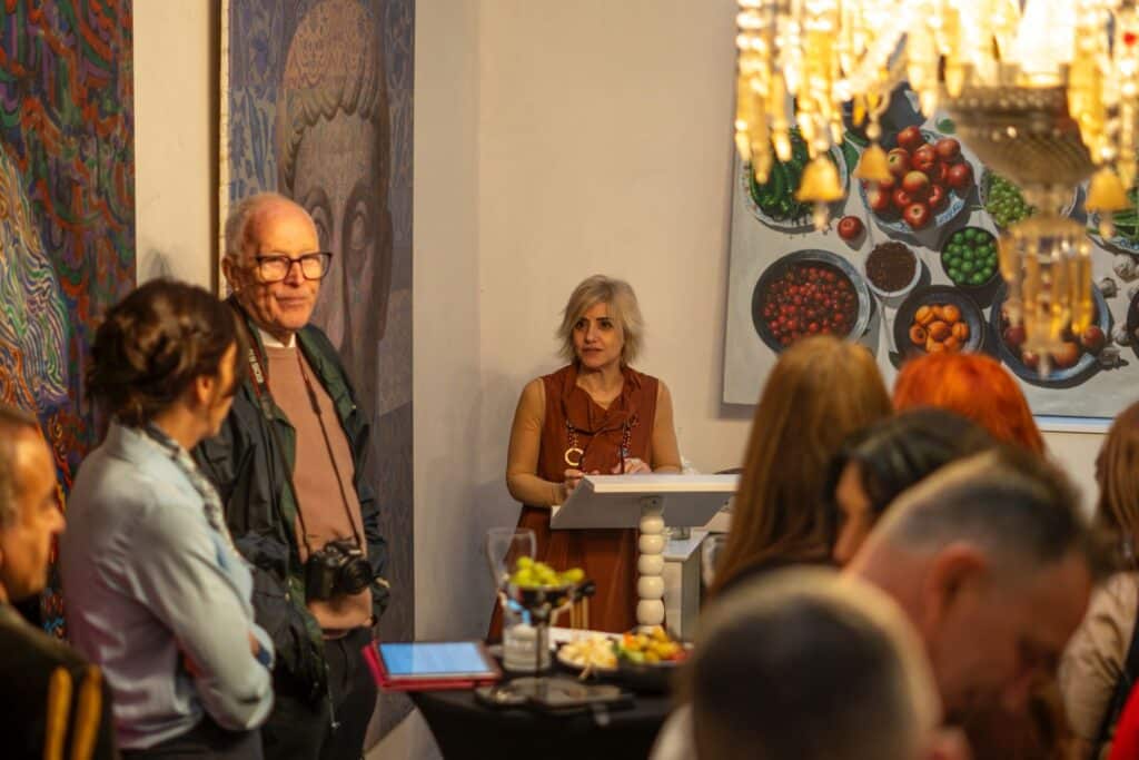 In Communication We Trust: Debutta a Istanbul il nuovo libro di Ipek Tekdemir