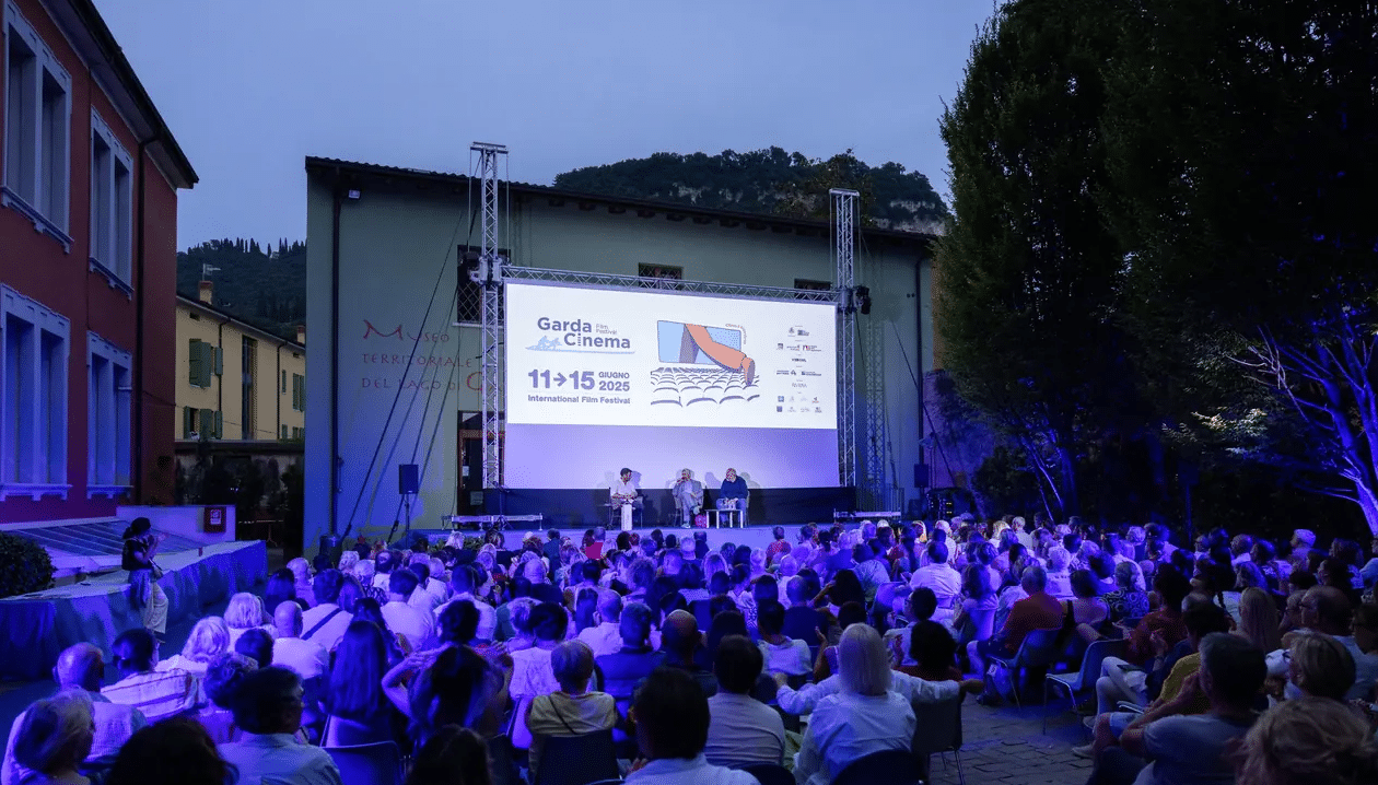 Garda Cinema 2026 tra cinema d’autore, grandi ospiti e il tema della felicità