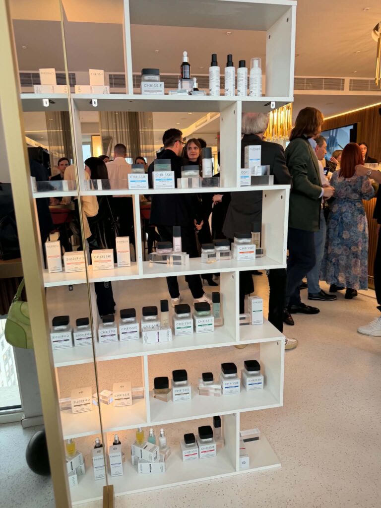 Chrissie e la “The New Cosmetic Experience”, come reinventarsi tra scienza e nuova visione beauty