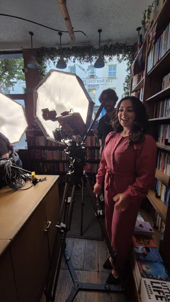 After Hours at The Notting Hill Bookshop: iniziate le riprese della nuova serie video podcast