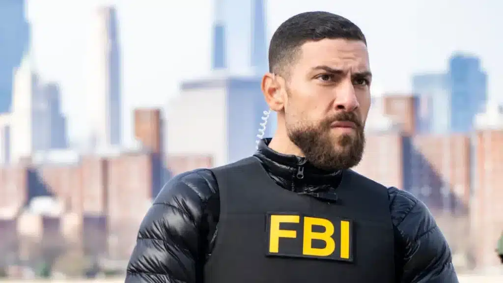Intervista esclusiva a Zeeko Zaki, l'attore dietro l'Agente Omar Adom Zidan, nella serie FBI, si racconta.