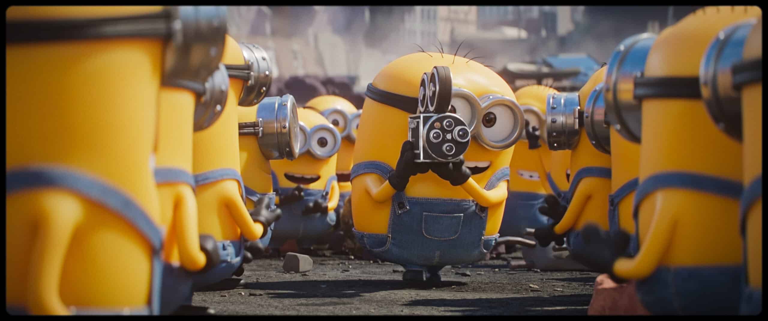 Minions & Monsters è una dichiarazione d'amore al cinema e fa ridere sia grandi che piccoli | La Recensione