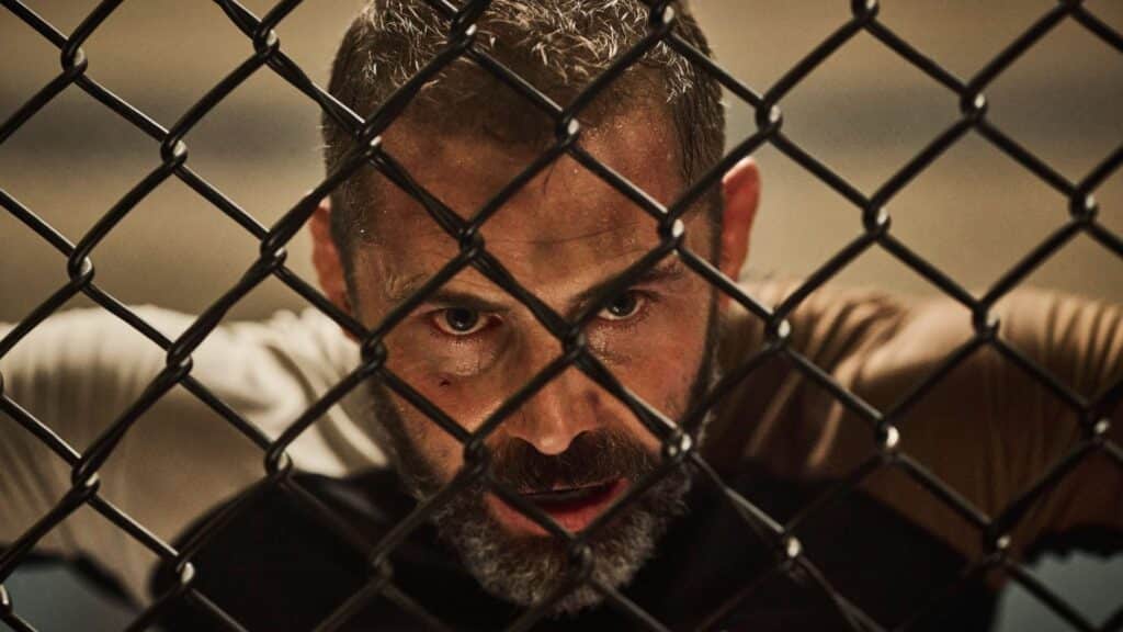 Beast: il film con Russell Crowe convince più sul ring che fuori - Recensione
