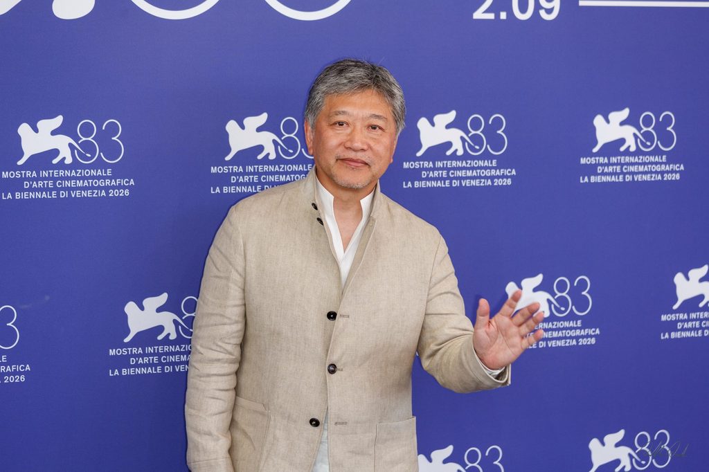 Look Back il nuovo film del maestro giapponese, trasforma il manga di Tatsuki Fujimoto in un racconto intimo su amicizia e creazione