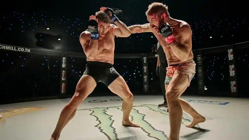 Beast: il film con Russell Crowe convince più sul ring che fuori - Recensione