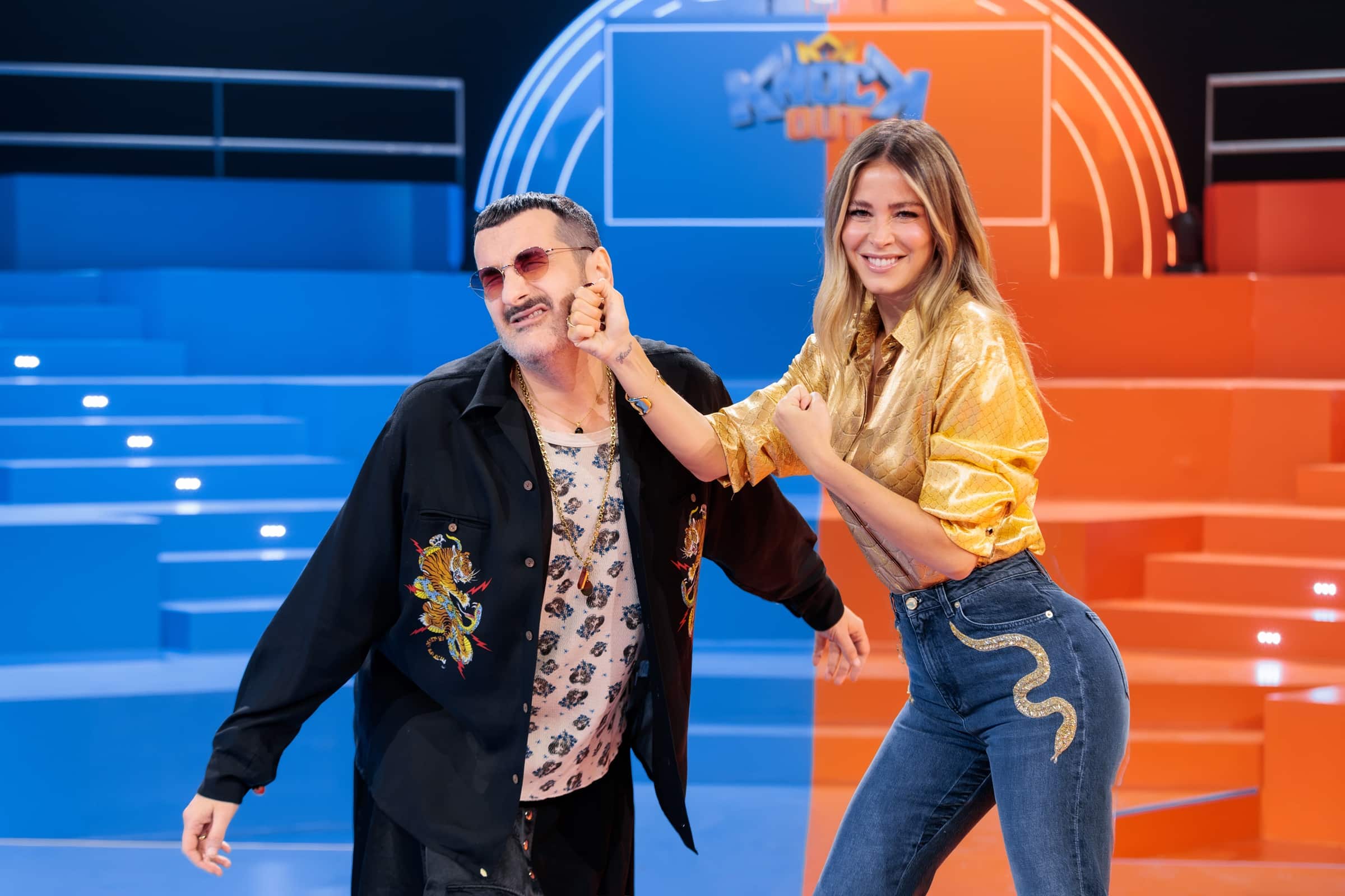 Knockout – Botte da comici, su Paramount+ si combatte a colpi di battute con Leotta e della Gherardesca come arbitri